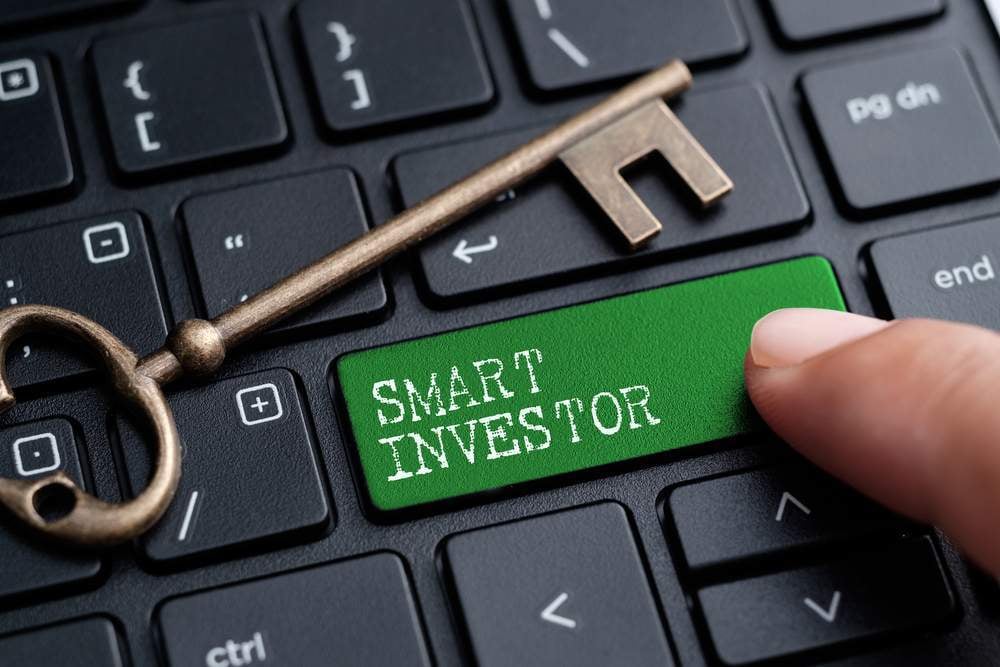Here’s What Smart Investors Are Doing Now