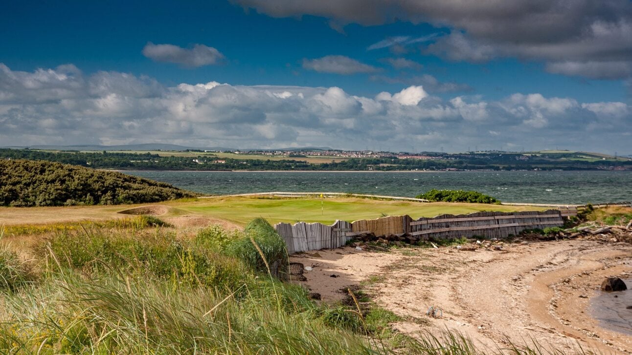 Welcome to Scotland. Travel KMARK.