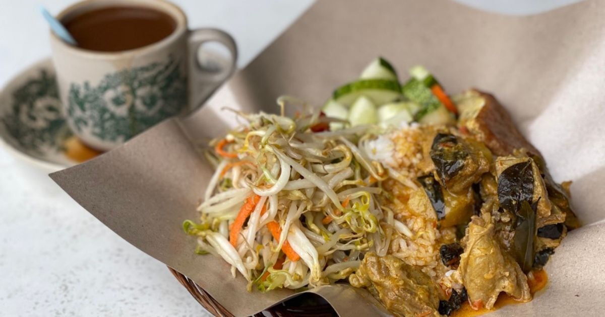 Qin Garden Kopitiam - Nasi Padang JB Locals Follow for 20 Years