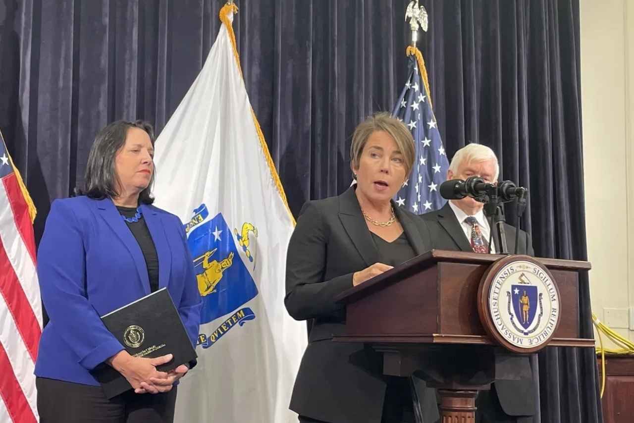 MA exige que se reembolse $1,745 a familias