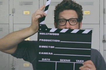 ✌️ Nissan: "We Should See Other People"