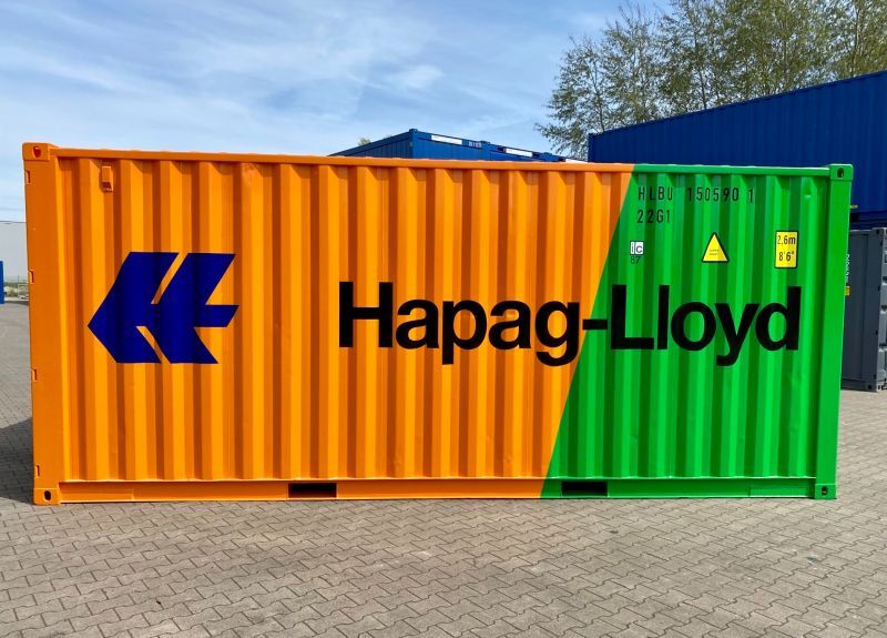 🌱 How Hapag-Lloyd is Cutting Carbon Emissions Without Raising Costs 🚢💰