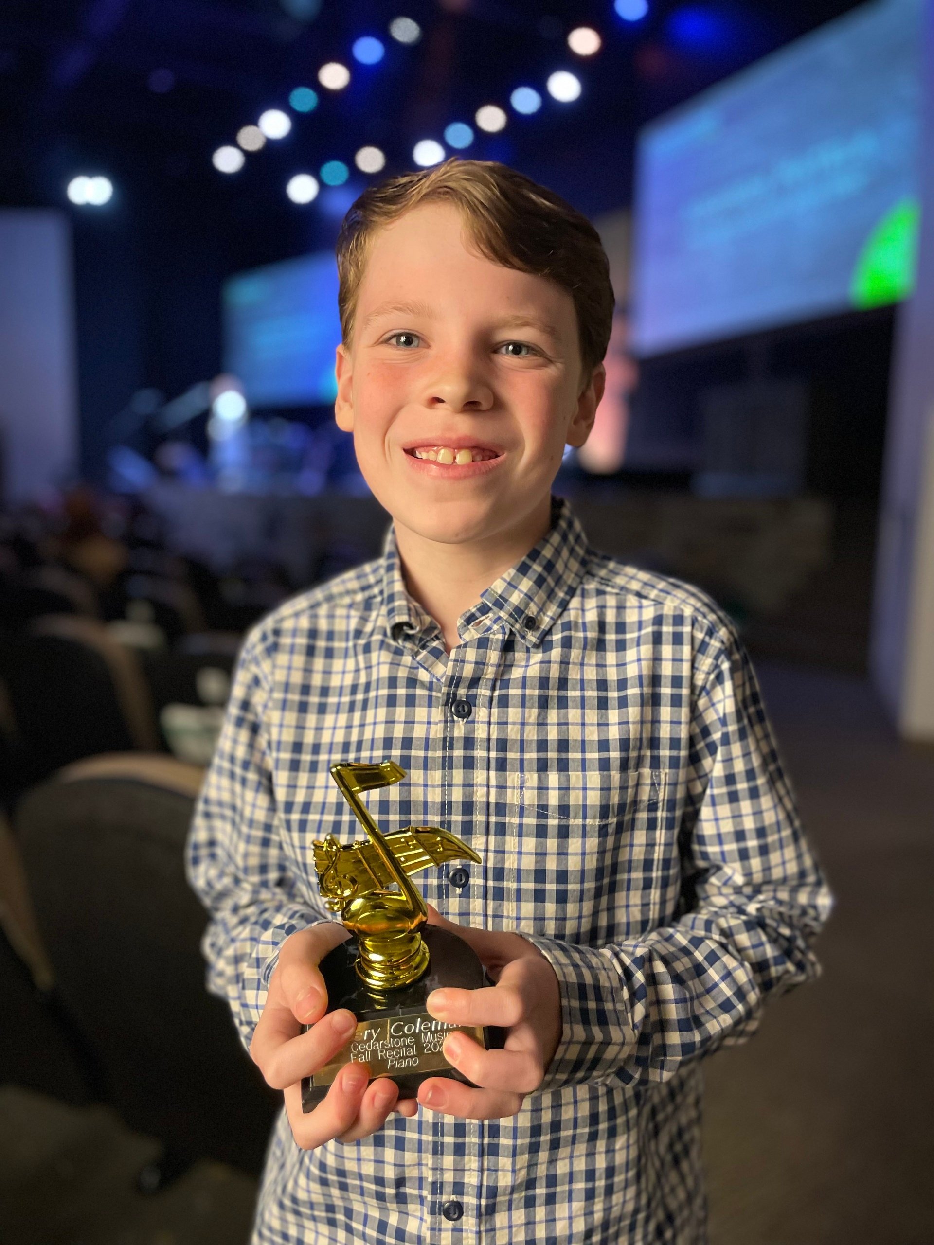 Avery Plays 🎵Snowflake Rag