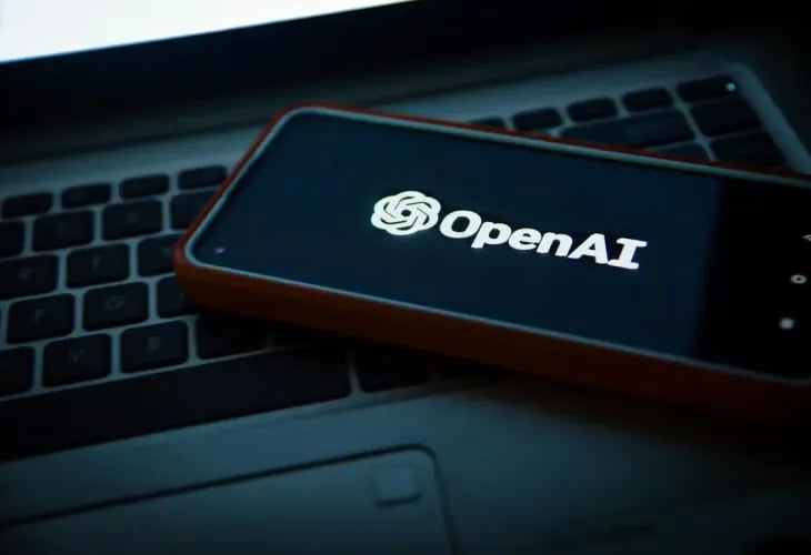 🔐 OpenAI responde a Anthropic con su propia IA de ciberseguridad