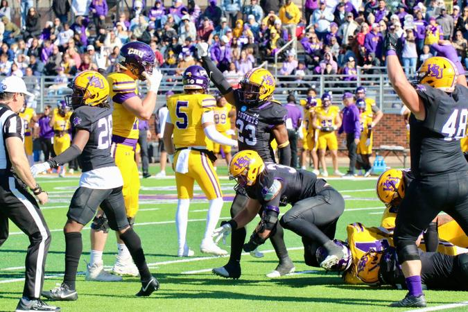 How Texas DIII Leaders Can Fix UMHB and HSU’s Scheduling Woes