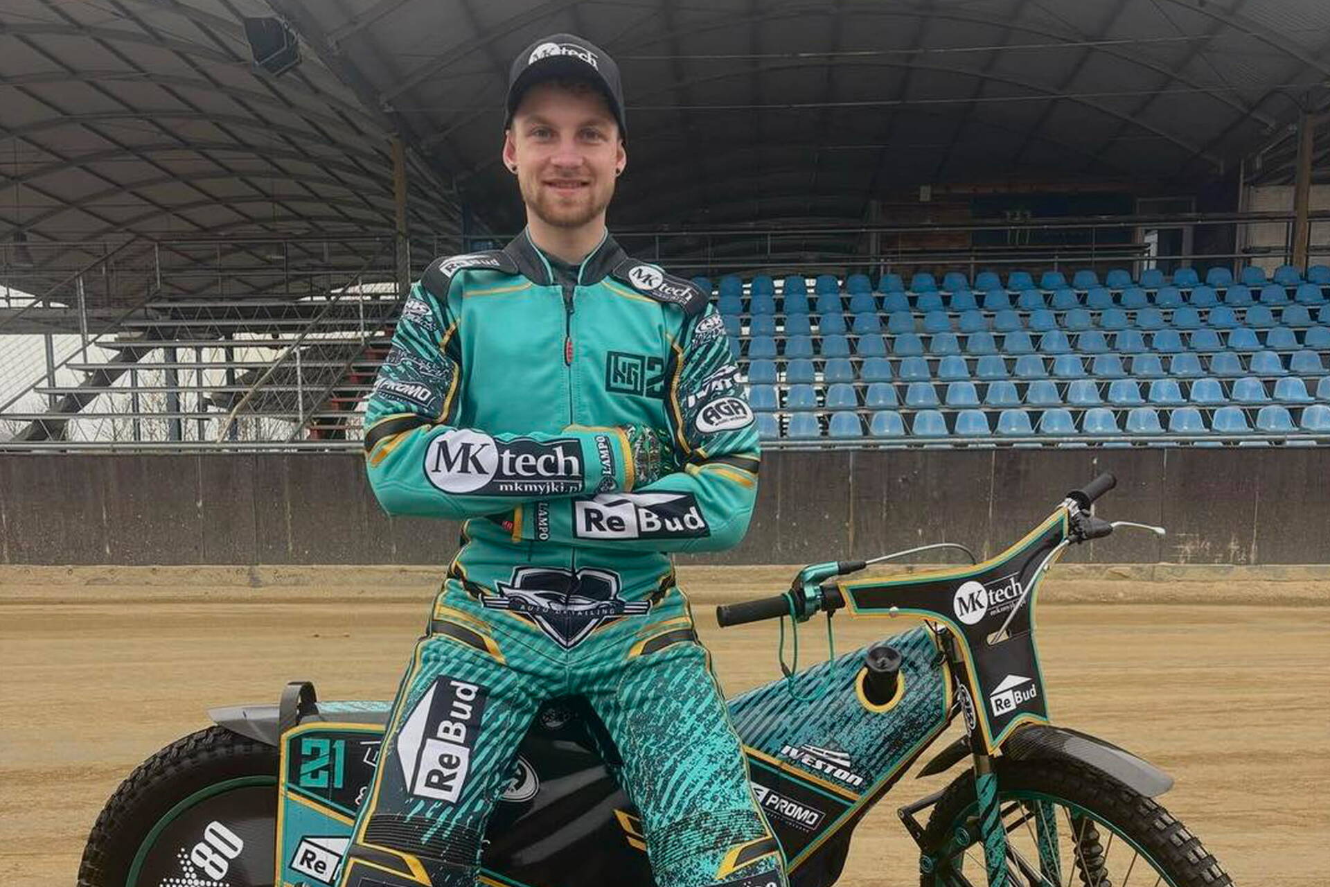 3 Questions To... Kacper Grzelak