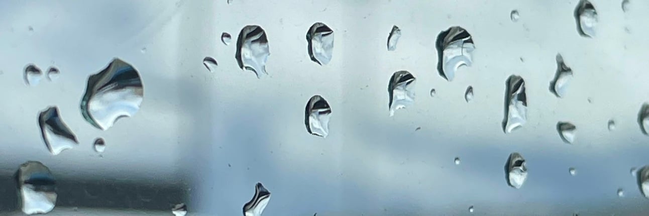 Huomiotalous rikkoo ideologiat