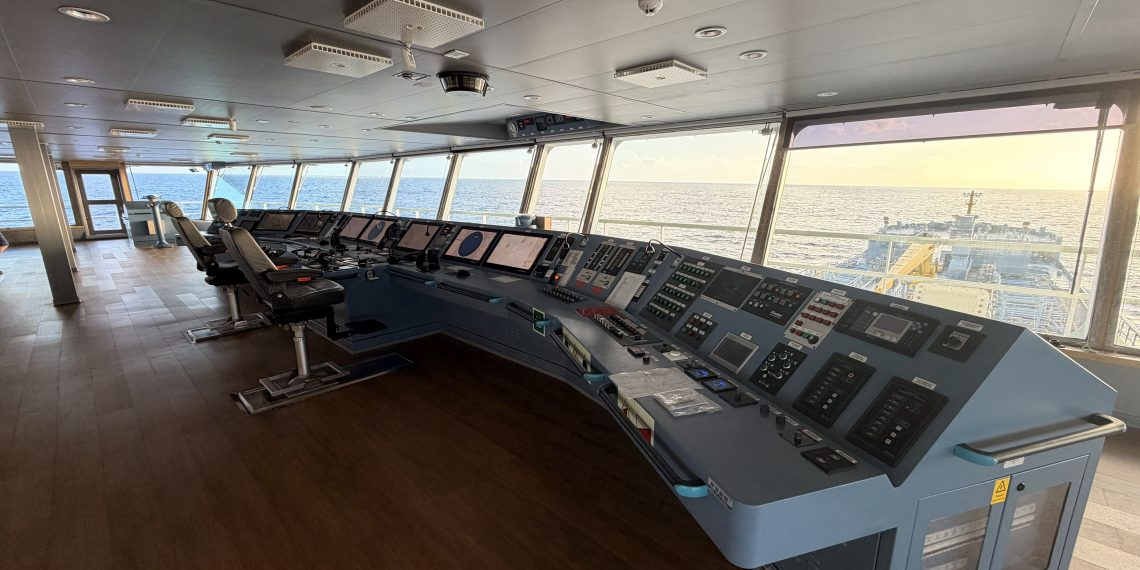 Digital Ship Daily: Multi-LEO Connectivity; Digital Tanker Bridges; Fleet Procurement Governance; Electric Offshore Vessels; LNG Fleet Efficiency