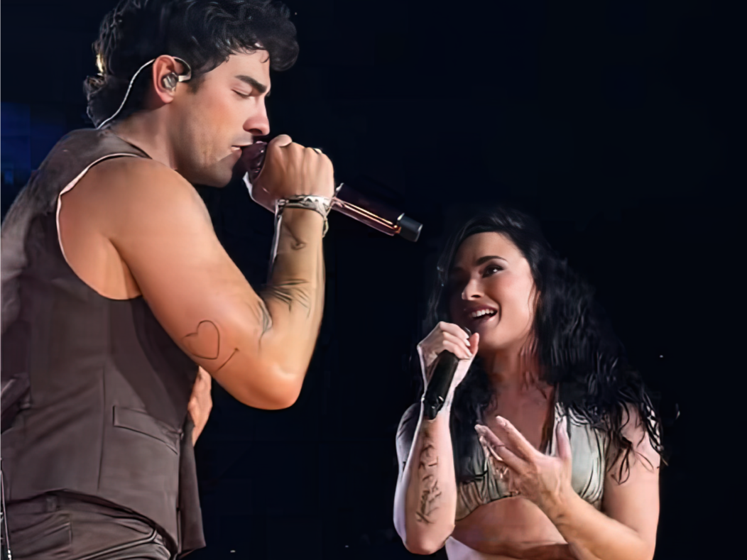 Demi Lovato Joins Jonas Brothers for Surprise ‘Camp Rock’ Reunion at MetLife Stadium