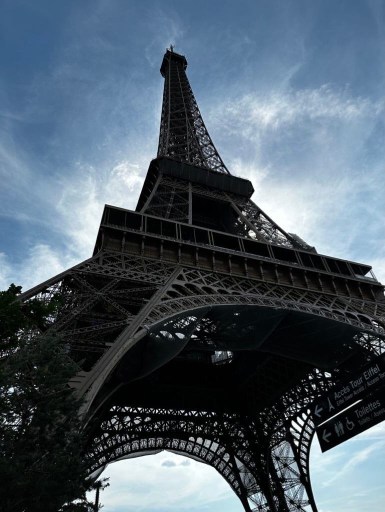 My Day Trip to Paris Yielded a Popular Photo on Google
