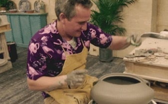 🚗 GM Reprices, Korea Scrambles, VW Pauses