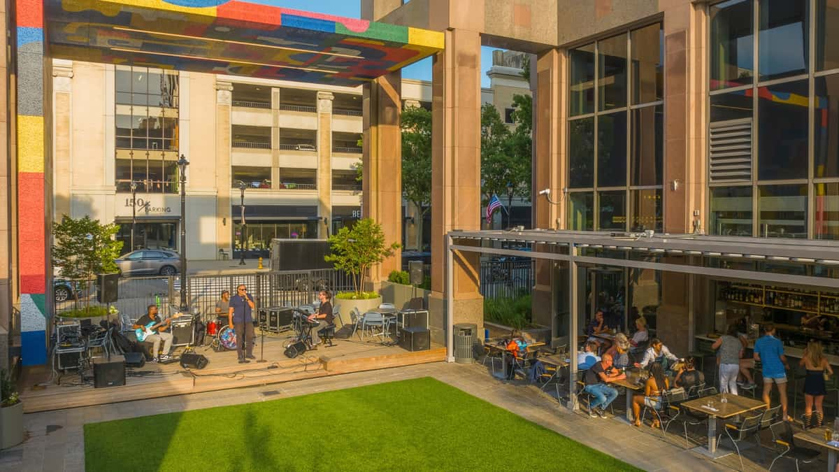 🌀 Hurricane Season, Barkitecture, & Spooky Events - October 8th