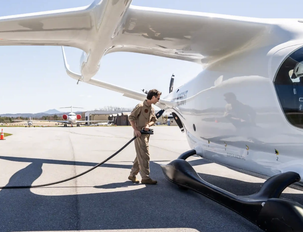 From Crossroads of the West to Highways in the Sky