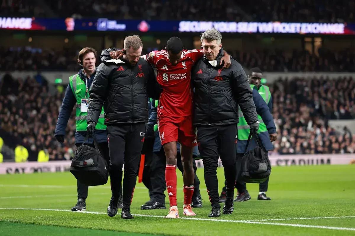 Alexander Isak injury blow deepens Liverpool frustration after Spurs win