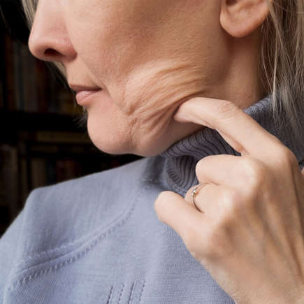 6 Worst Processed Foods That Dehydrate The Skin, Cause Collagen Loss & Lead To Wrinkles Over Time: Fried Foods, More