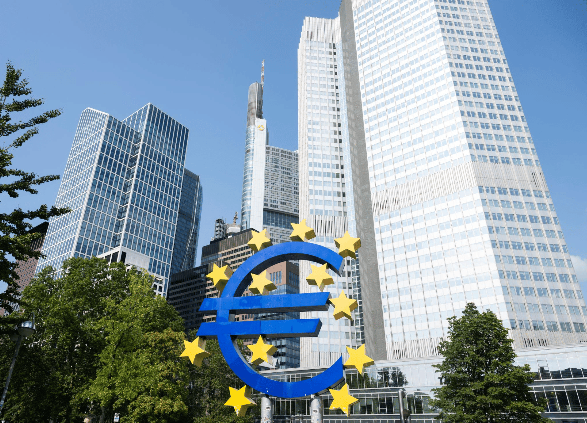 ECB Faces Rate Hike Pressure as Oil Shock Hits Europe