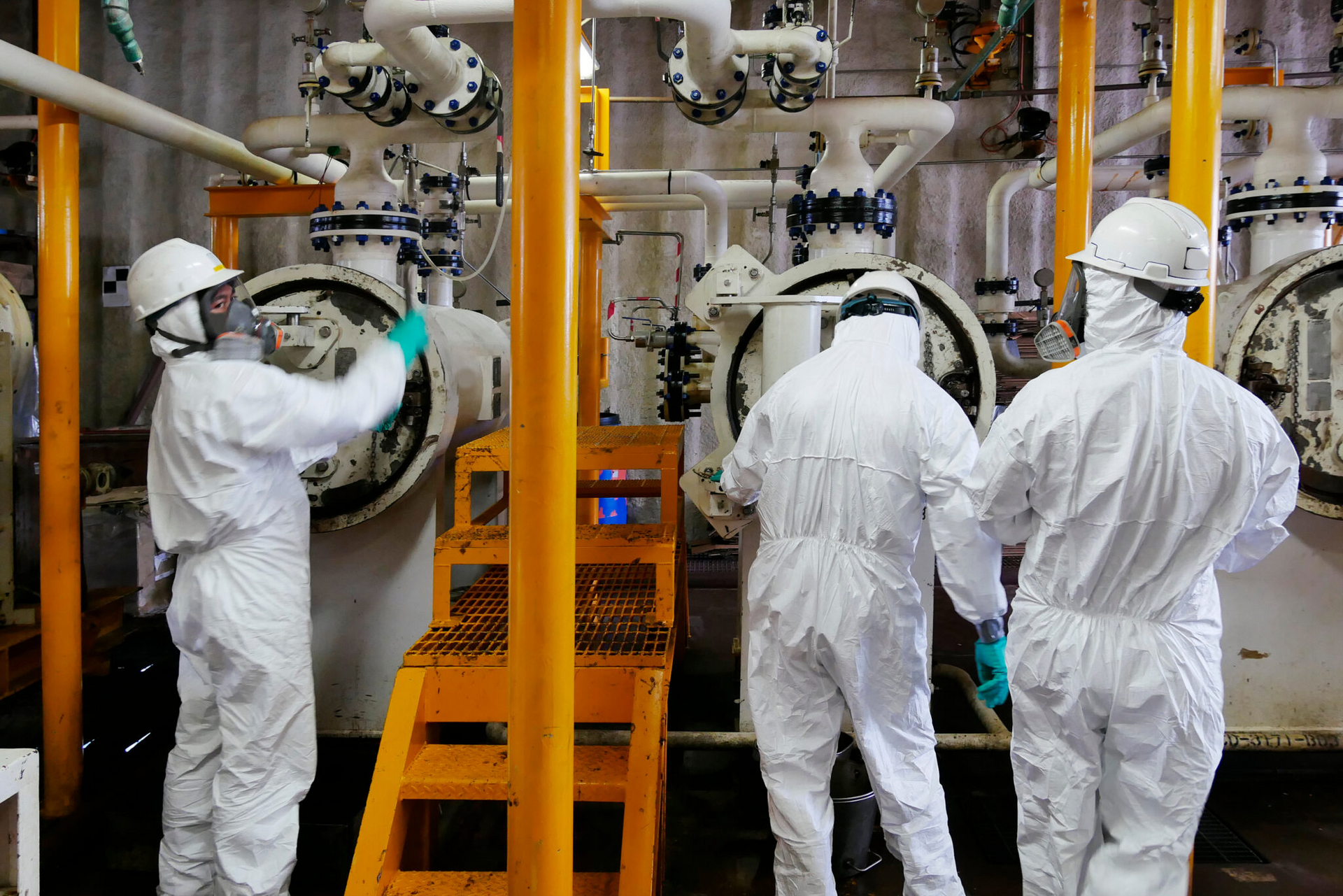 Nuclear labor crunch // State guardrails for big loads // Rates, rage & reality