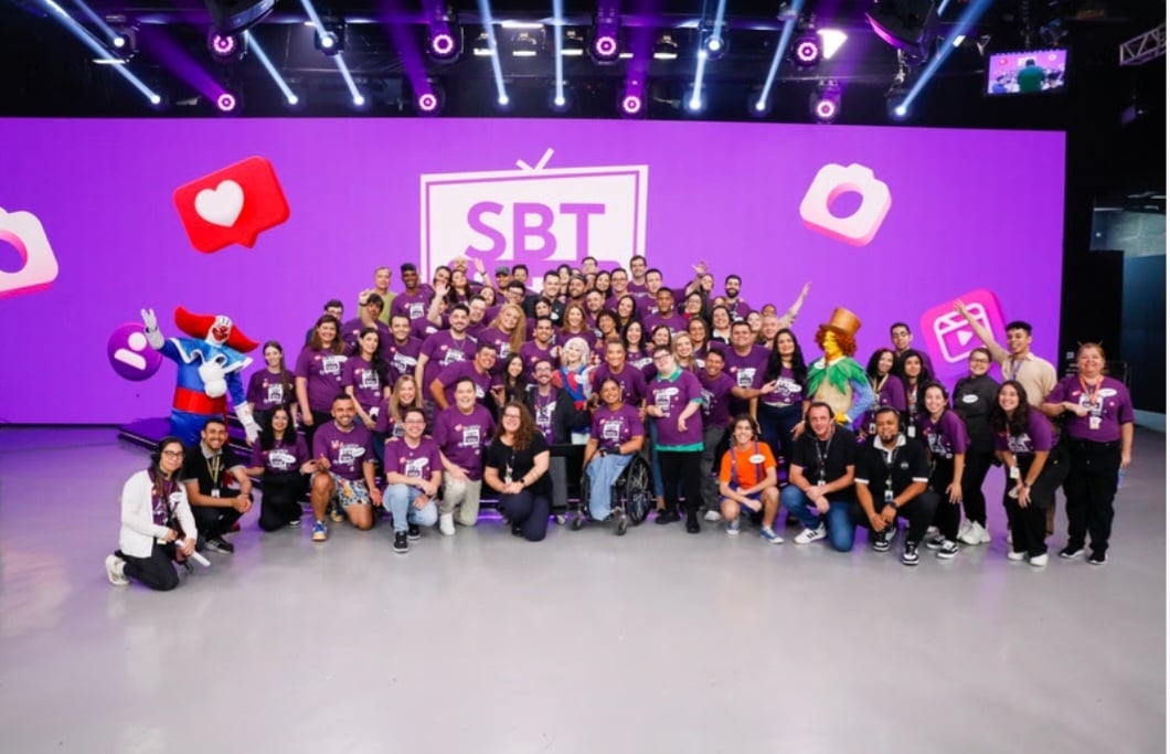 SBT convida fãs/influenciadores em um dia de experiências nos estúdios do canal
