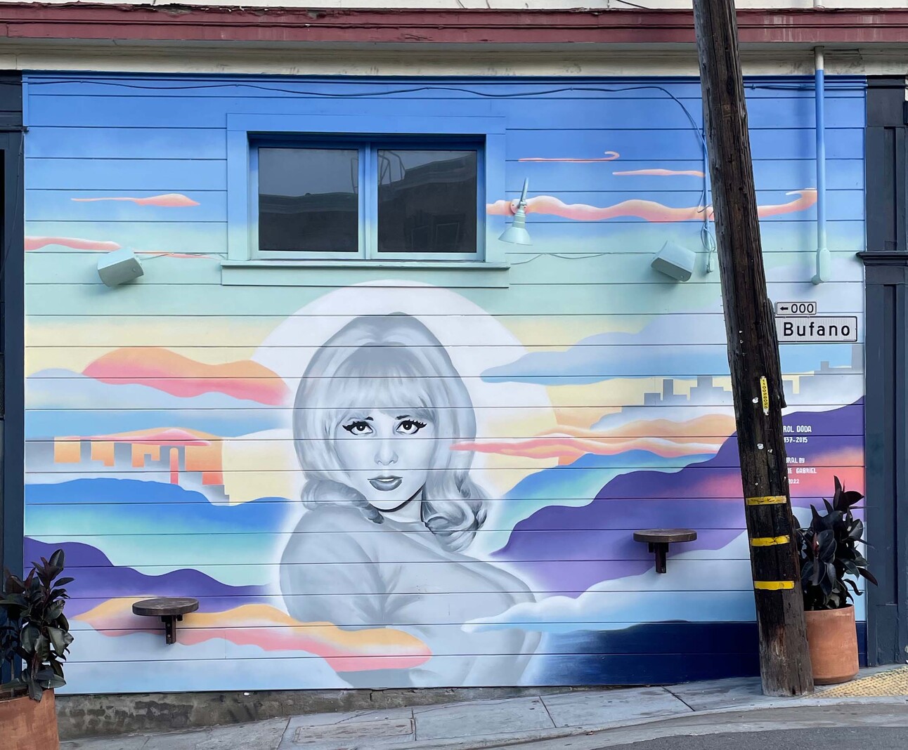 Carol Doda Mural Replaces Fnnch Lips In North Beach