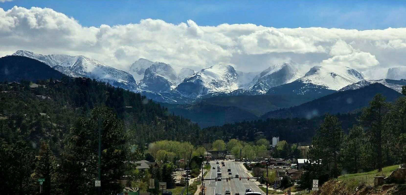 Trail Notes Newsletter: Candlelight, Carols & Cozy Corners