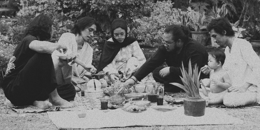 “Warna” Cerita Sulung oleh —Seru