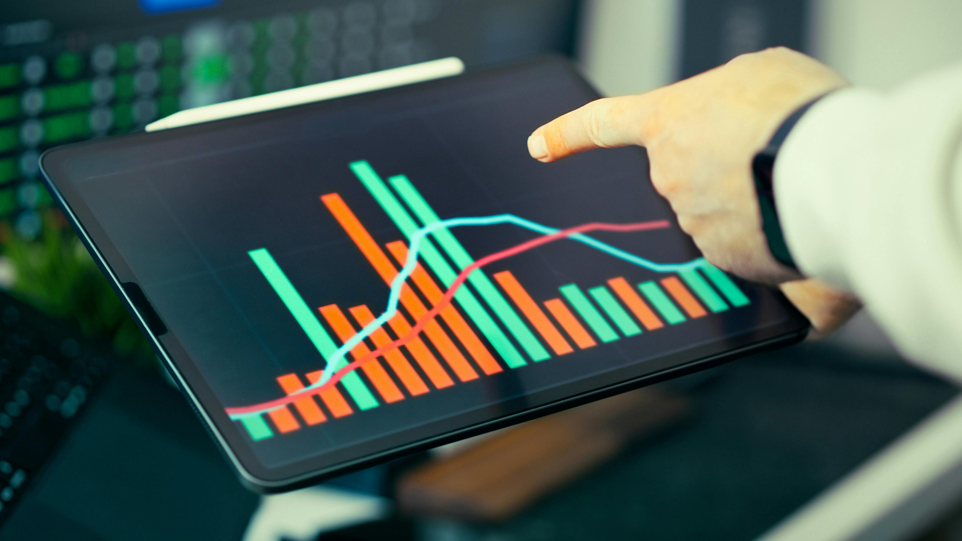 One-Time vs Recurring Affiliate Commissions: Which Is Better for You?