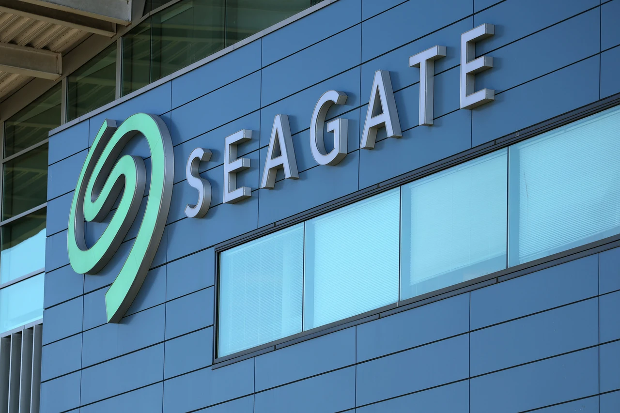 BNP Upgrades Seagate Stock on “More Durable” AI Data Center Storage Cycle