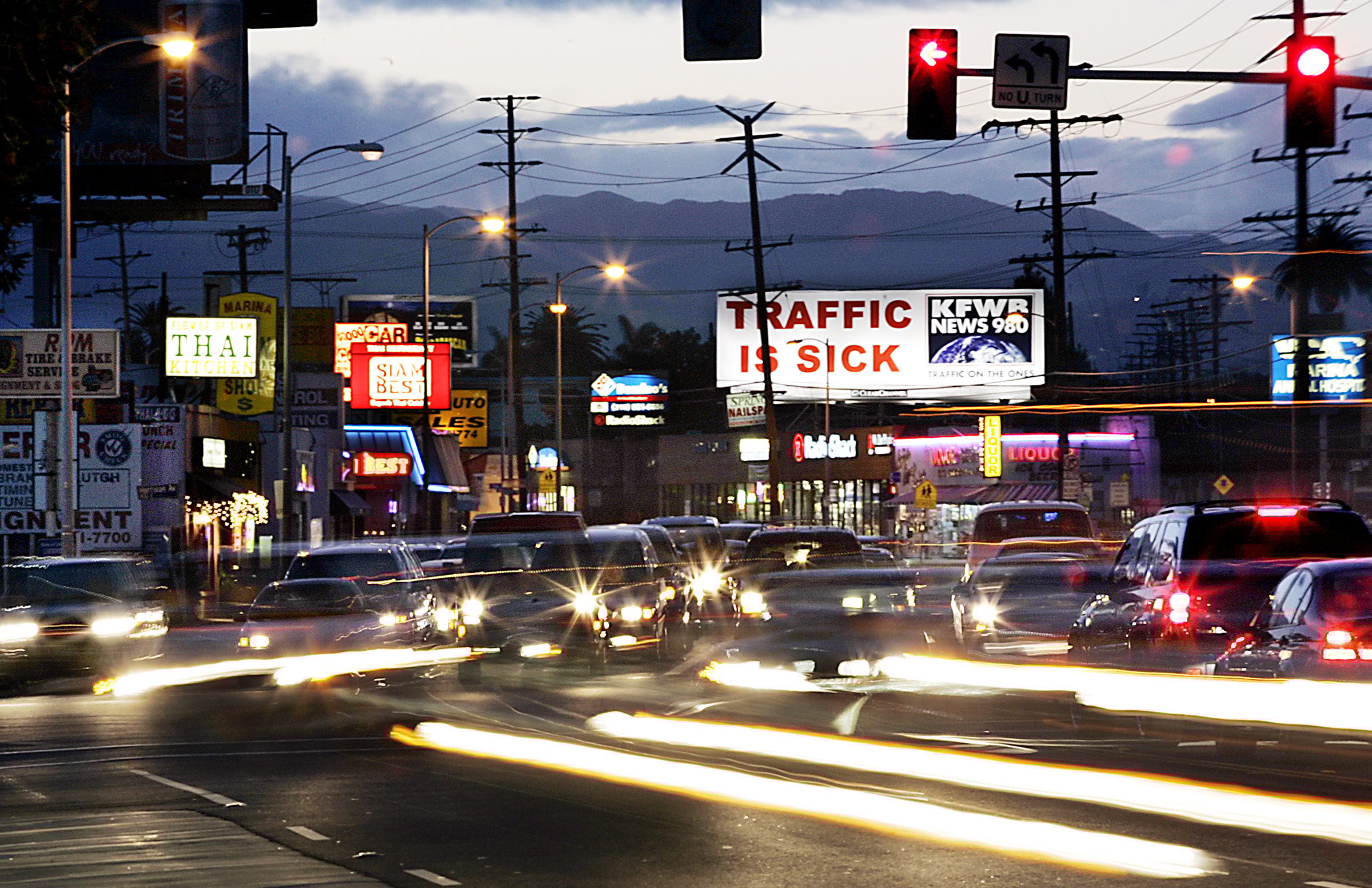 How Many Cars Are Allowed To Turn Left at a Yellow Light?