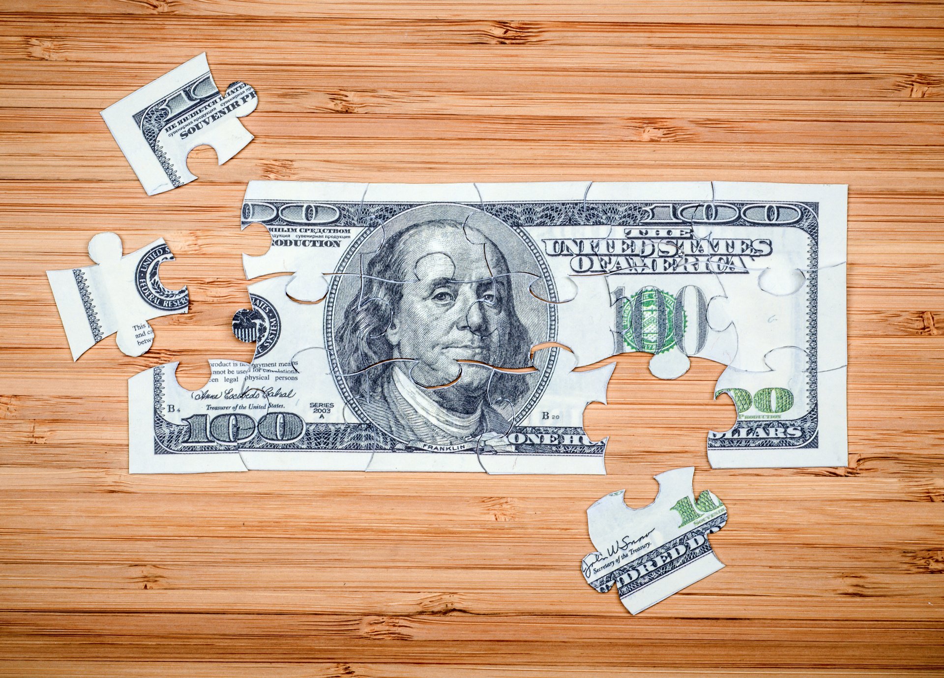 ⏱️ The Escape Plan: How to Quit Your 9–5 in 6–12 Months Without Going Broke