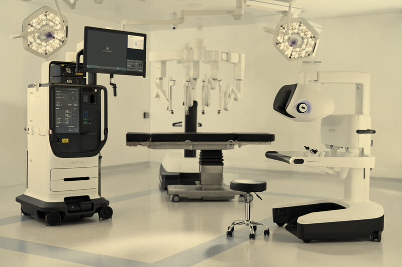 Intuitive Surgical: The Robotic Surgery Monopoly Faces Its First Real Test