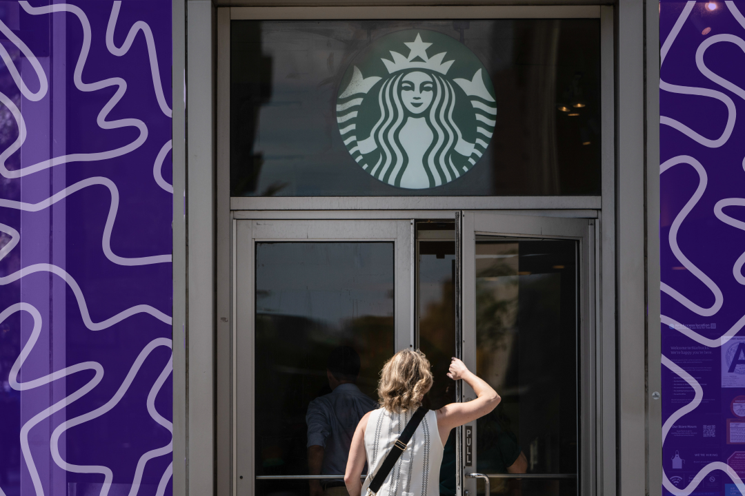 😬☕ THIS is why your Starbucks closed
