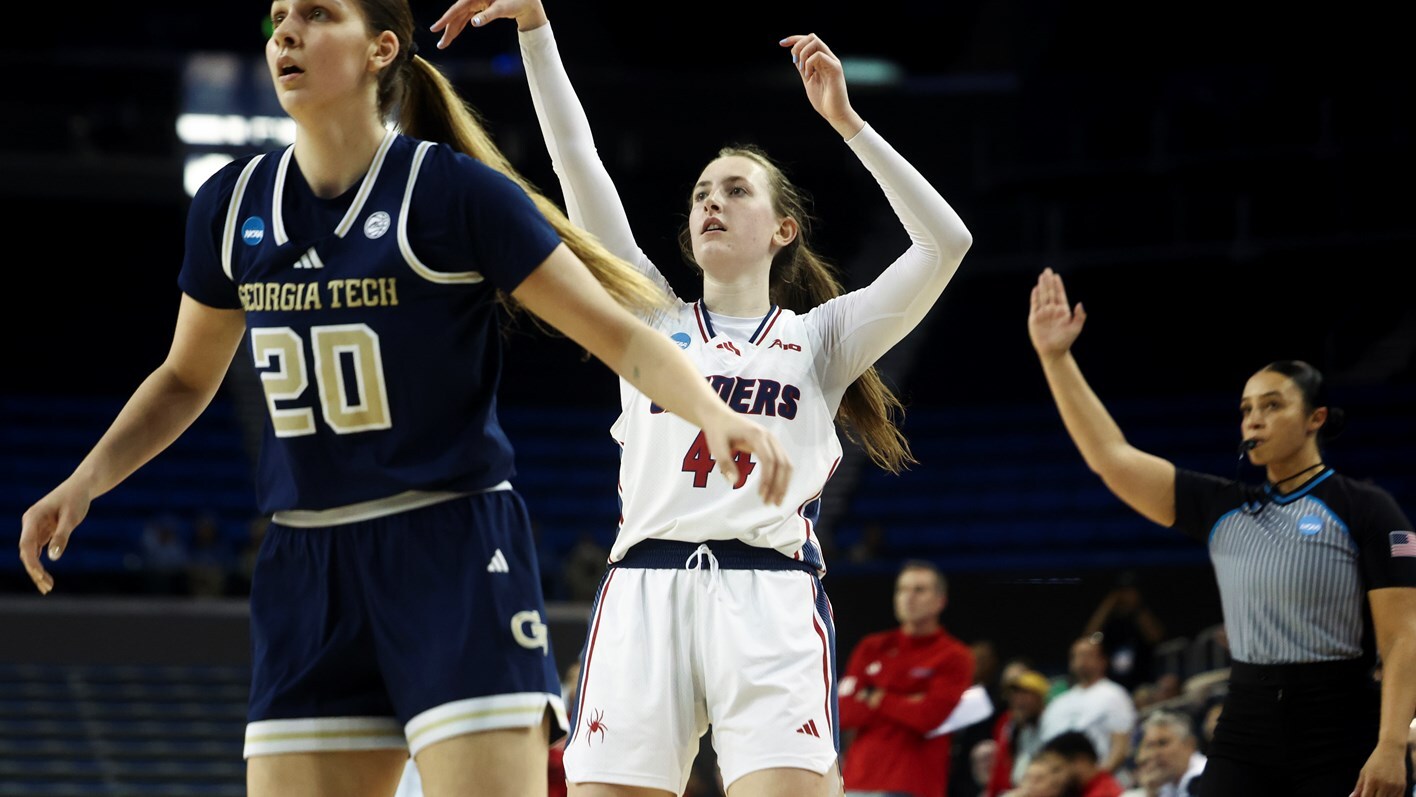 Maggie Doogan: Throwback Girl in a Portal World