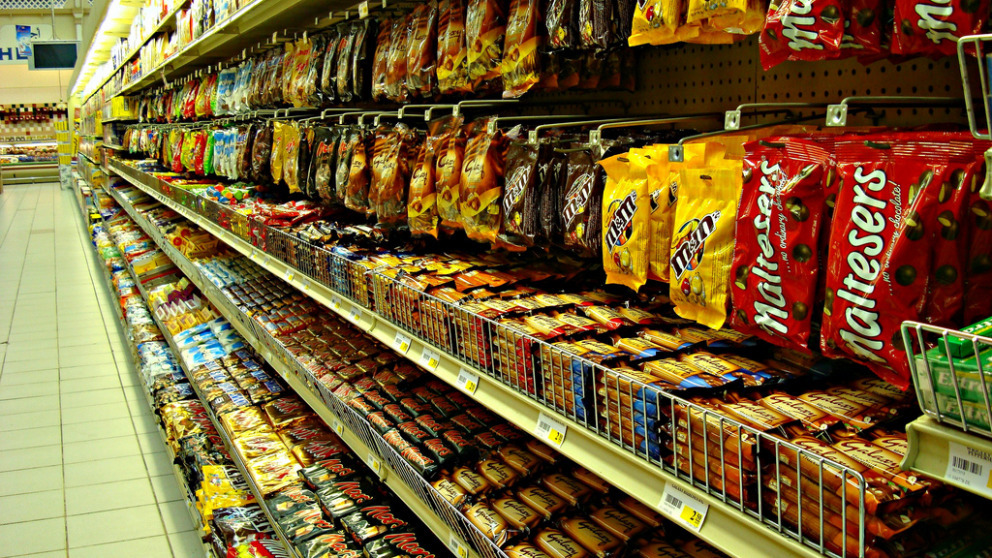 Choice Architecture/Nudging + Applying it to Investing and Advertising