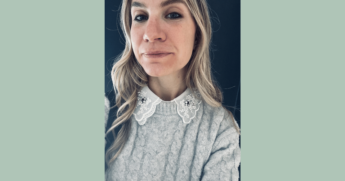 Fashion Rules #2: Yes that is a faux collar...