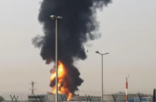 Iran Strikes UAE Oil Port and Dubai Airport: Drone Attacks Disrupt Global Energy and Air Travel