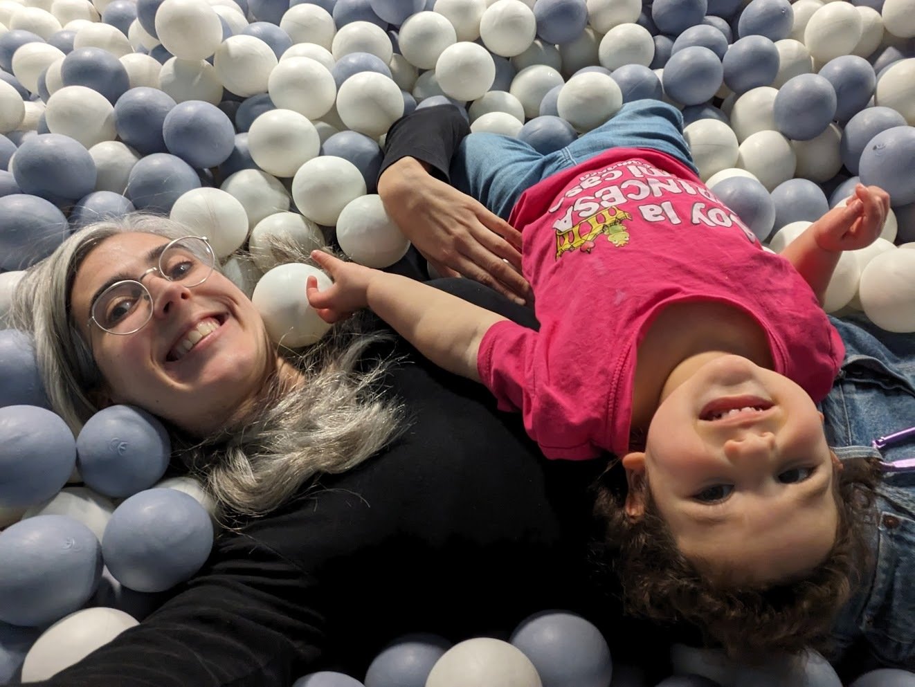 How "Solo Days" While Traveling Keeps Our Individuality (and Sanity) 