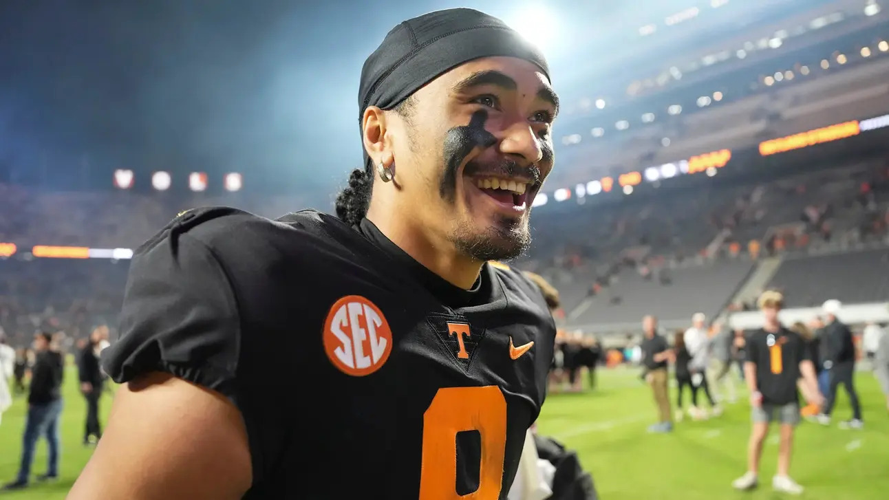 Rory Gets Jacket, Nico Gets Paid