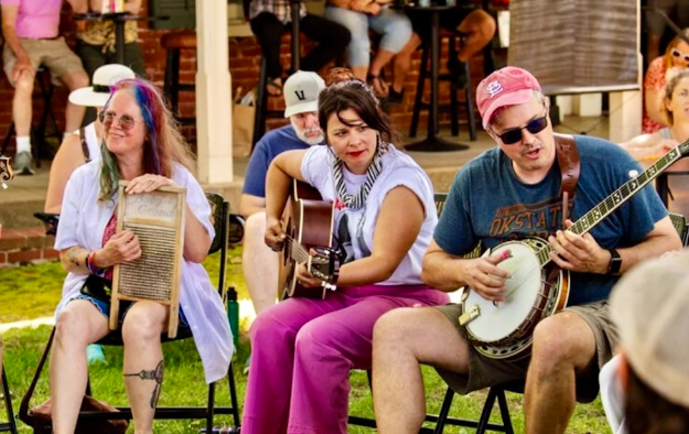 🎵 Fayetteville's Music Summit & NWA's Creative Community Spark Unveiled!