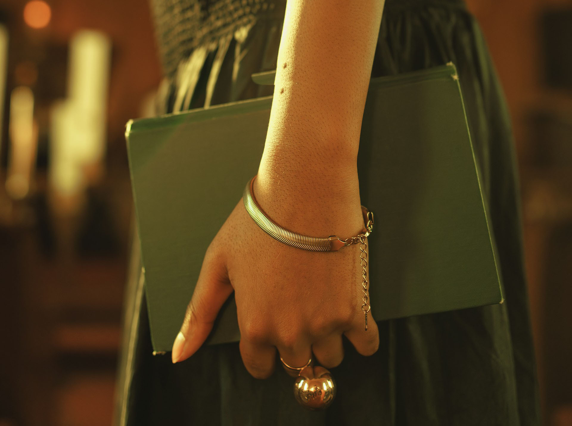 Why Choose a Pre-Owned Cartier Love Bracelet for Everyday Style