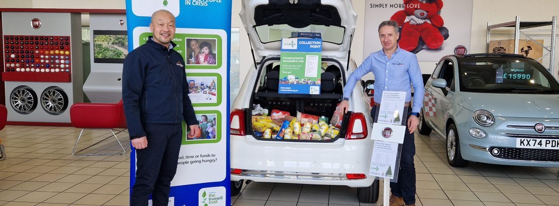 🤘 Rockingham Cars Rallies for Corby Foodbank