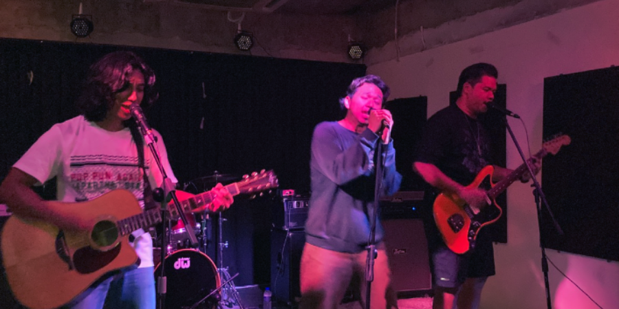 Petai Belalang Cukup Emo Untuk Pasca Sini