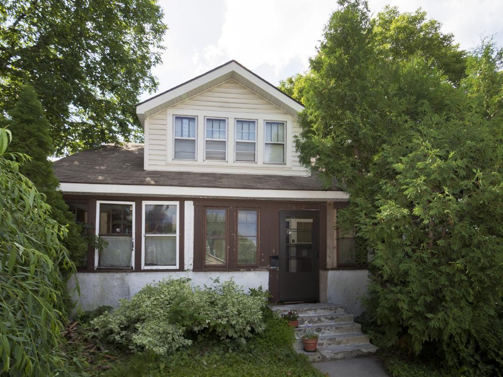 HOT DEAL OF THE WEEK! Xerxes Ave S. Edina, MN