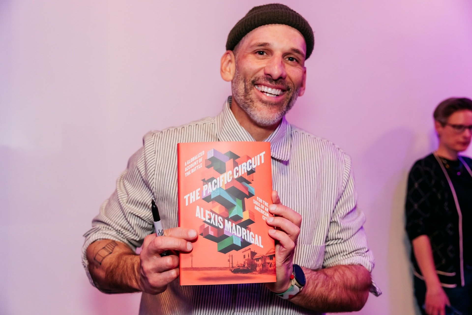 The Book That Reveals Oakland’s Fight Against Economic Inequality