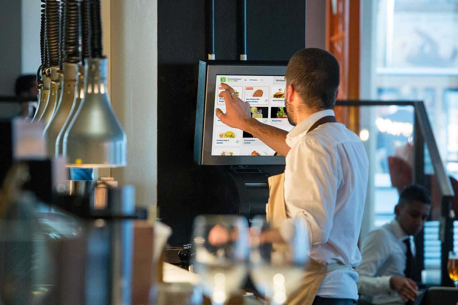 Mellow Mushroom Partners with QSR Automations to Revolutionize Kitchen Operations Nationwide