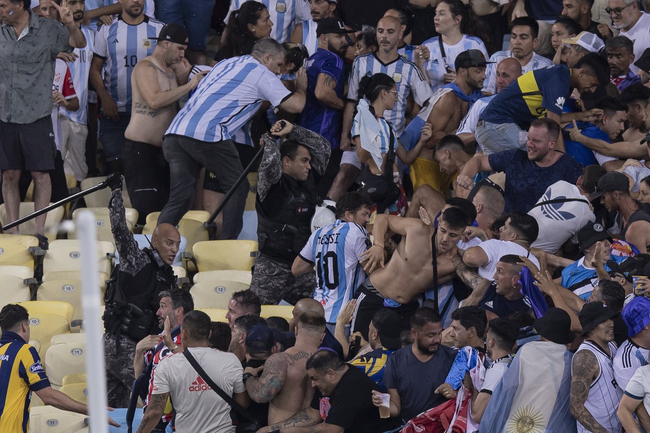 🇧🇷🇦🇷 The biggest rivalry in world football?