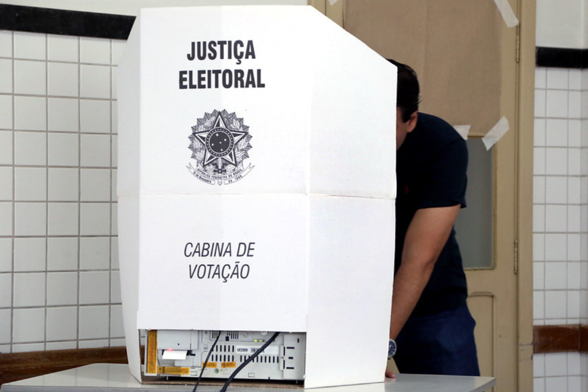 Brazil heads to the polls in local races with national repercussions