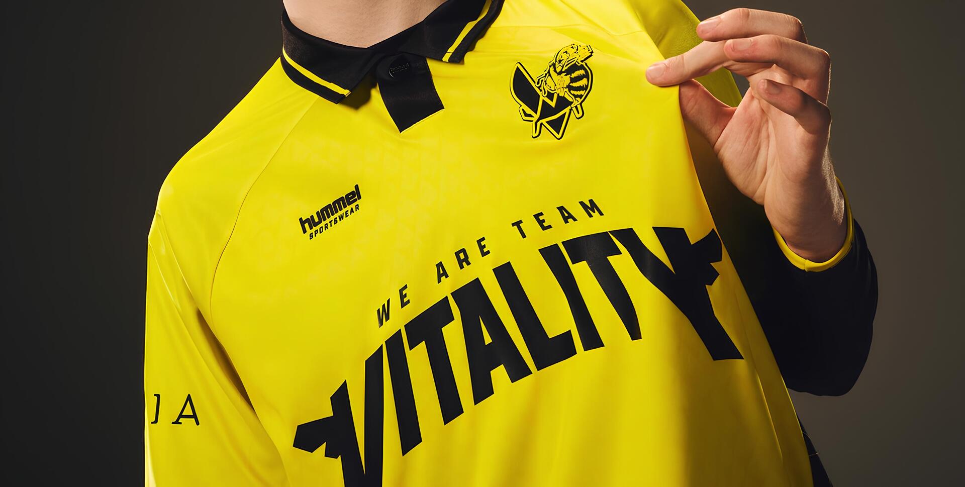 ☕ Le merch' par la Team Vitality, 2 maillots spéciaux, 23 offres d'emploi, etc.