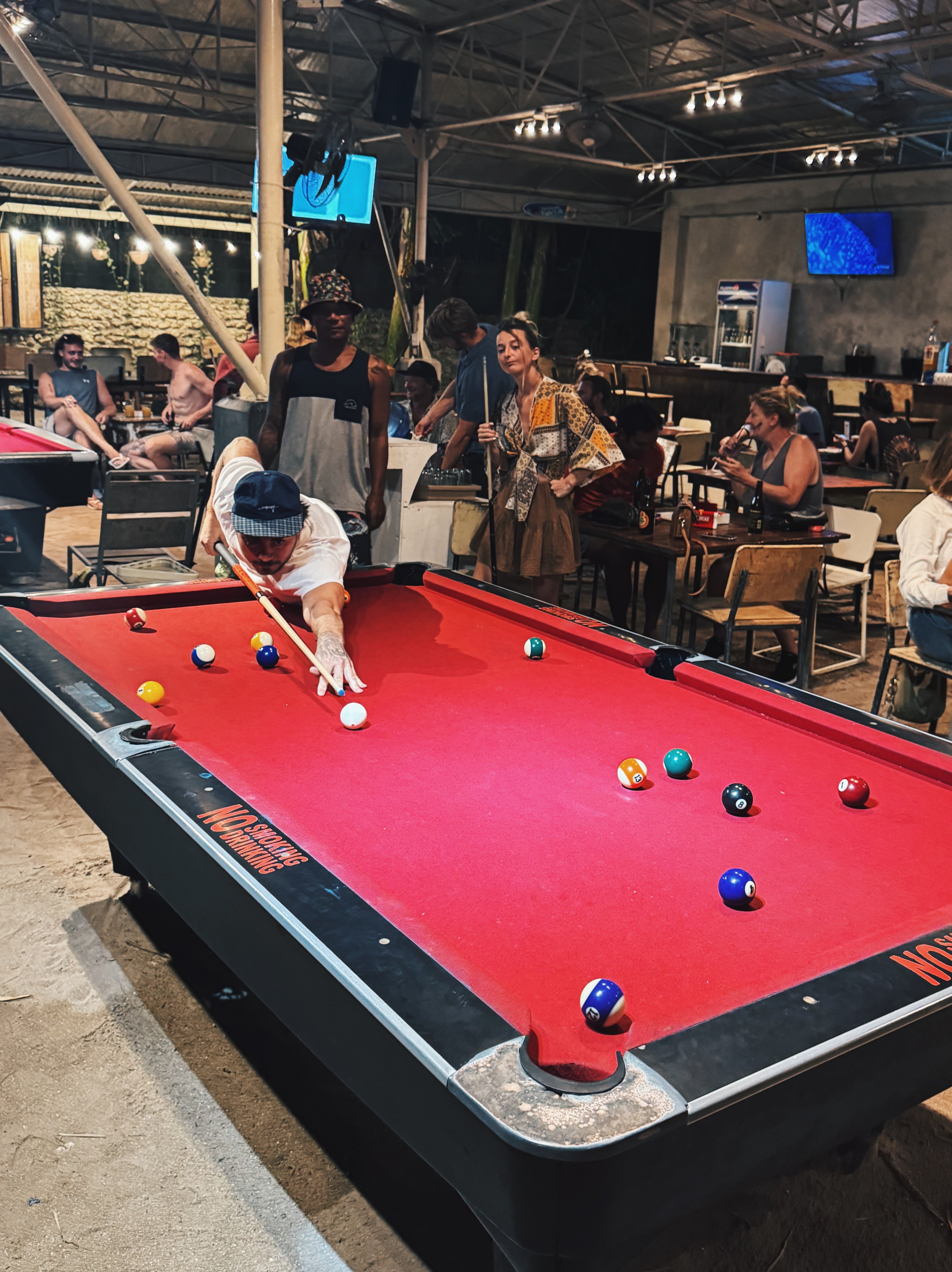 🤧 Being Sick While Traveling, El Nido, Escape Plan & Cool Jobs 