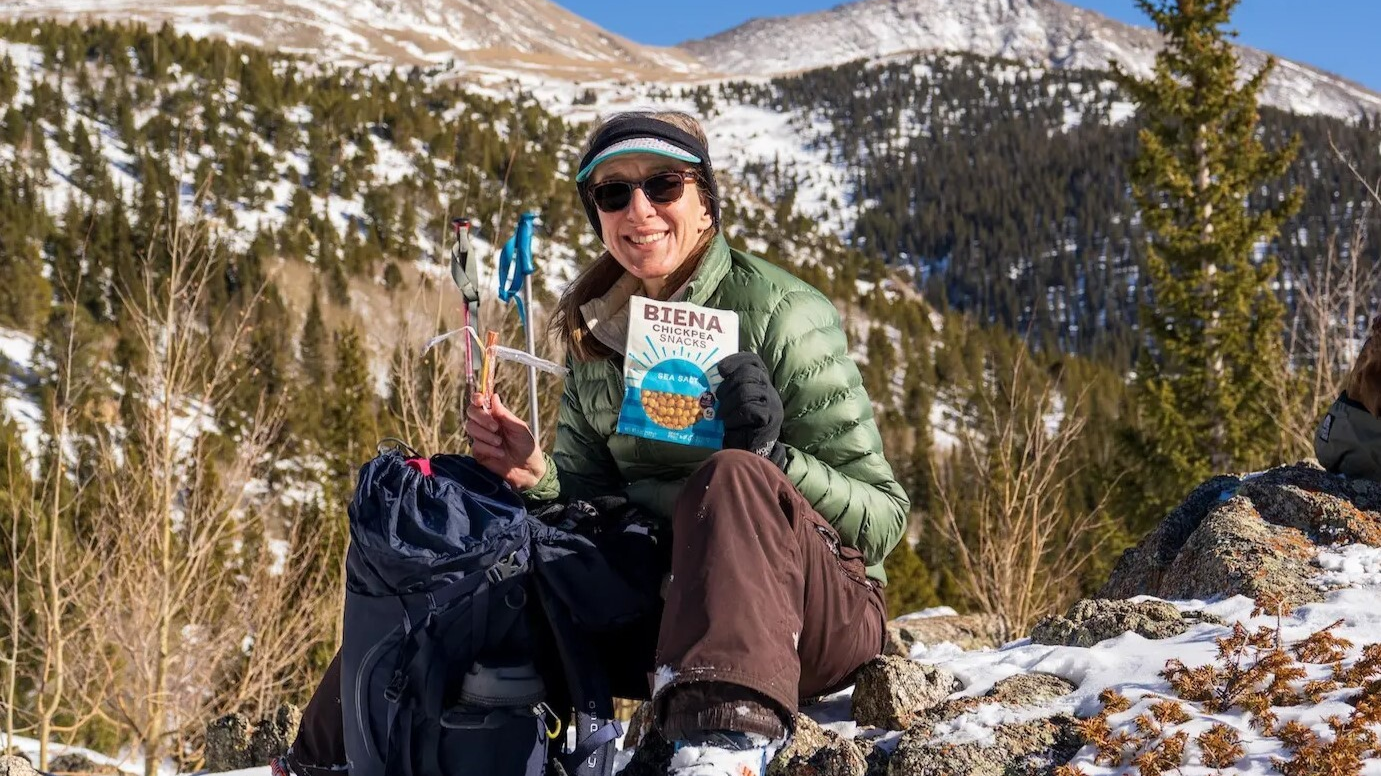 Fueling Your Hiking Adventures: Essential Nutrients and 30 Easy-to-Pack Lunch Ideas