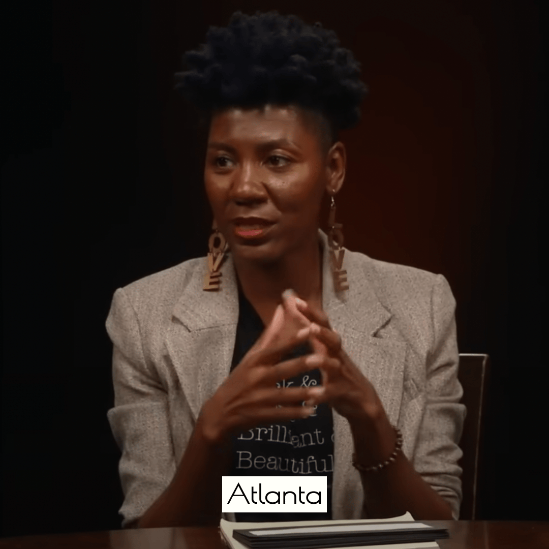 I took a photo walk a couple of days ago. I didn’t bring home too many photos. This view caught my eye despite its randomness. I was happy to found a place where there was just one color in the frame :)